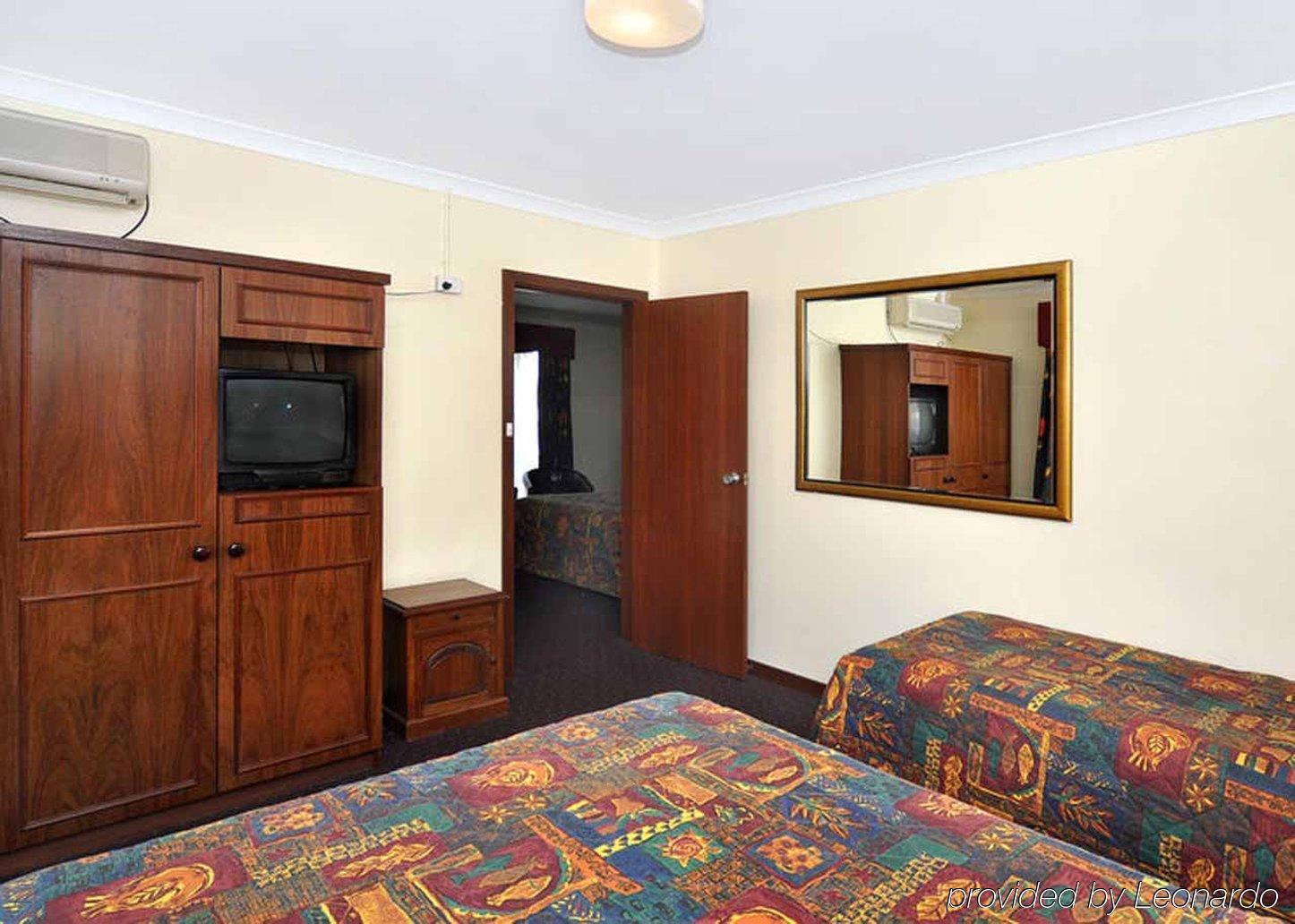 Admiral Motel Банбері Номер фото