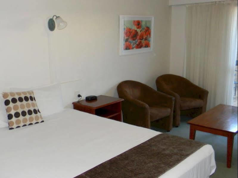 Admiral Motel Банбері Екстер'єр фото