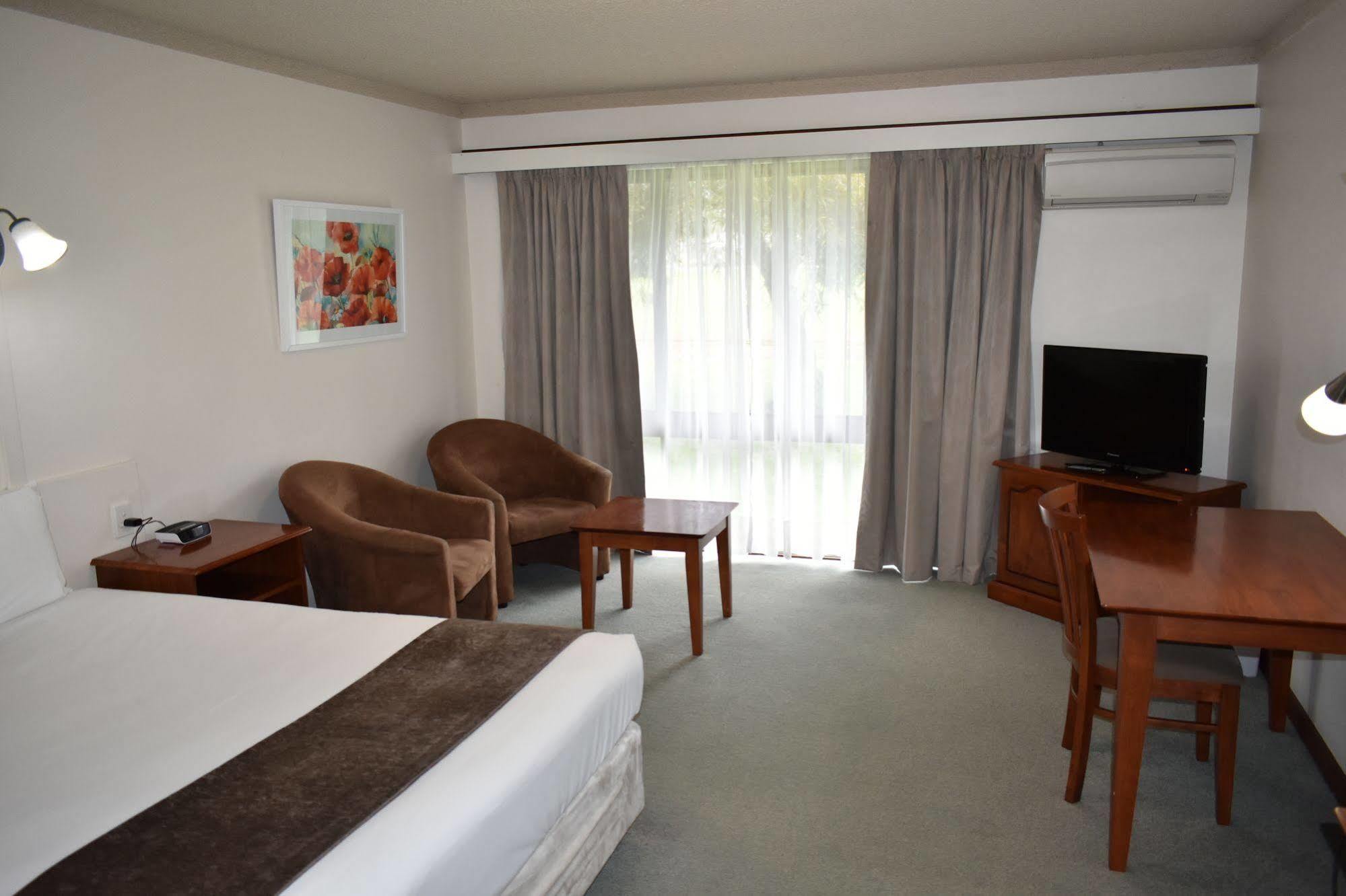 Admiral Motel Банбері Екстер'єр фото